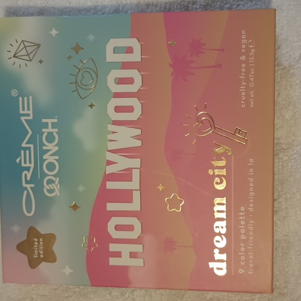 NWT CREME Hollywood eyeshadow palette